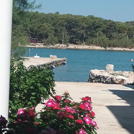 Volat Apartments Betina  Kültér fotó
