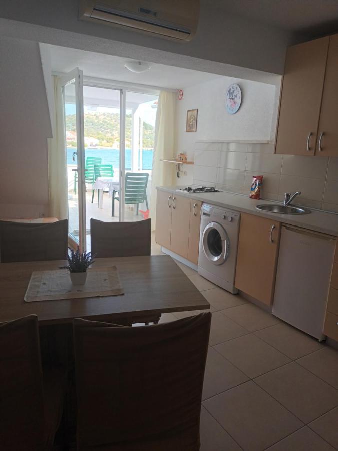 Volat Apartments Betina  Kültér fotó