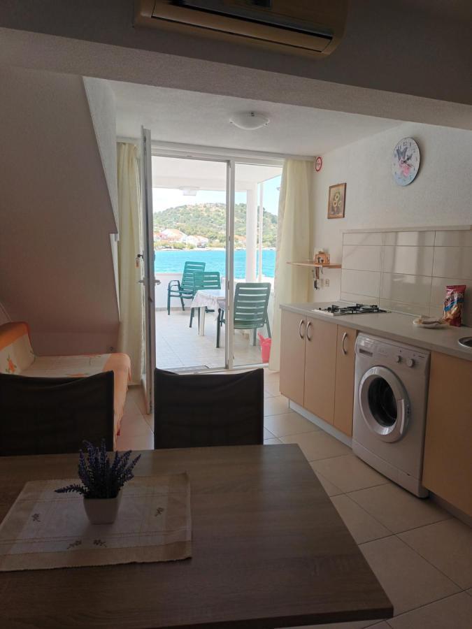 Volat Apartments Betina  Kültér fotó