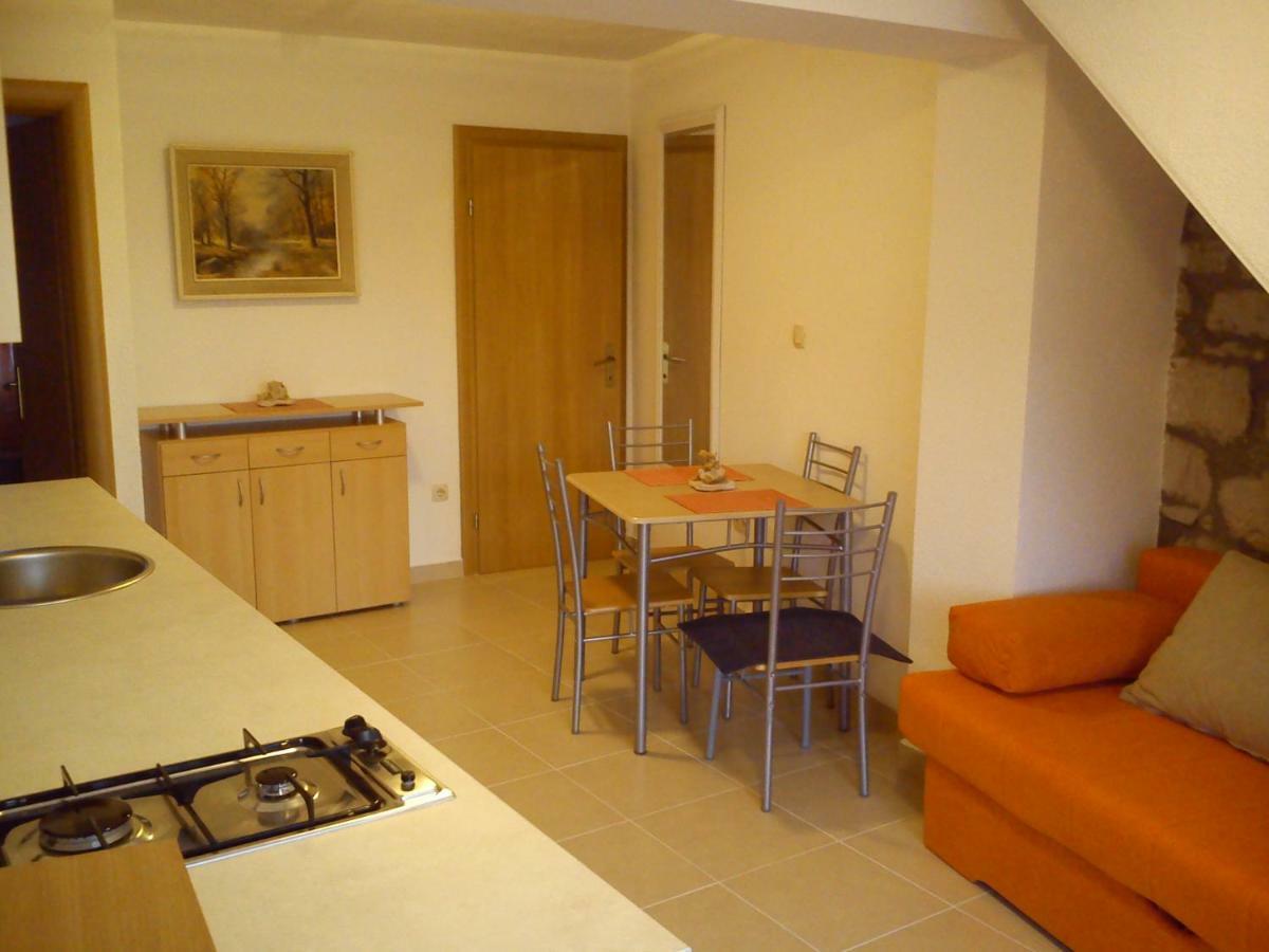 Volat Apartments Betina  Kültér fotó