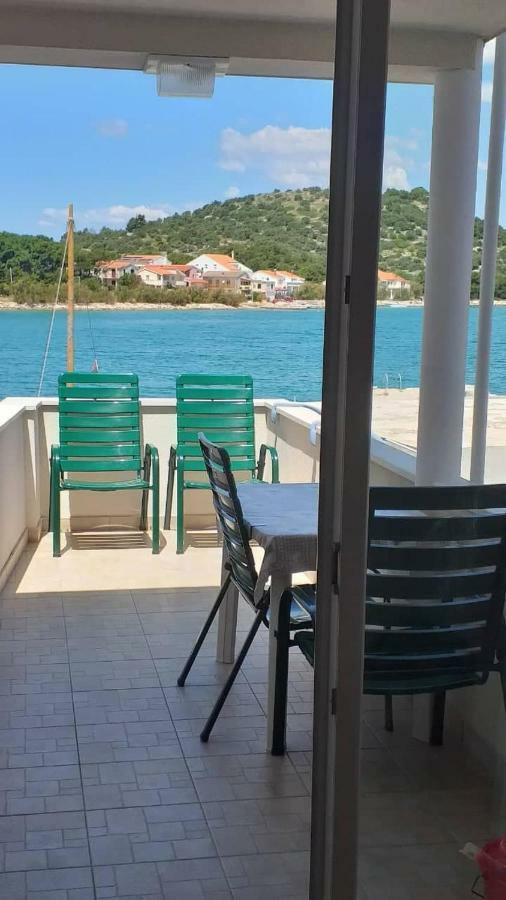 Volat Apartments Betina  Kültér fotó