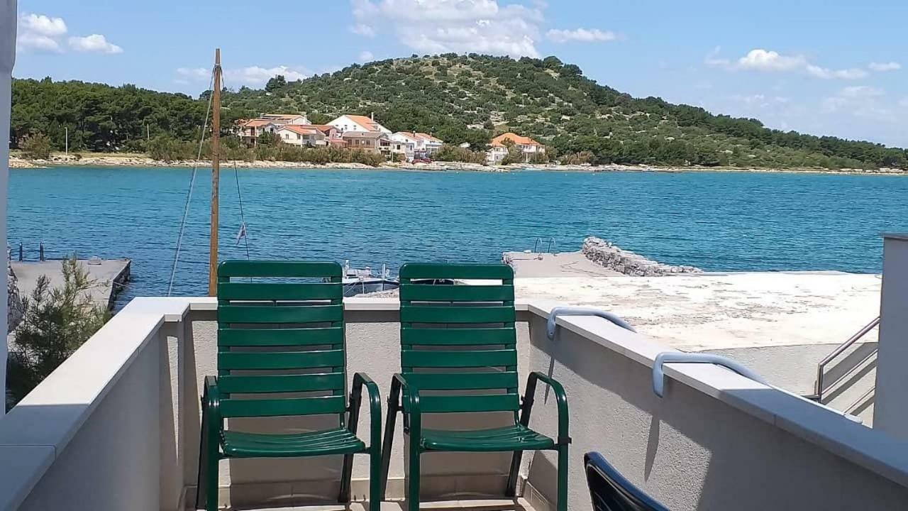 Volat Apartments Betina  Kültér fotó